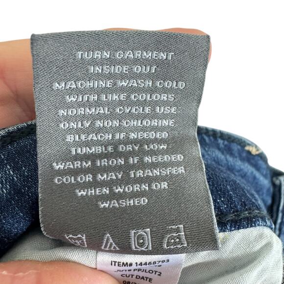 Torrid Cotton Boyfriend Crop Vintage Stretch High Rise Distressed Jeans Size 16 - Picture 7 of 8